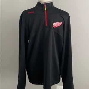 Detroit Red Wings Medium 1/4 Zip Moisture Wicking